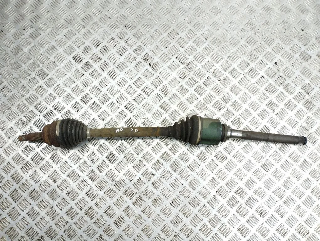 Front driveshaft – right