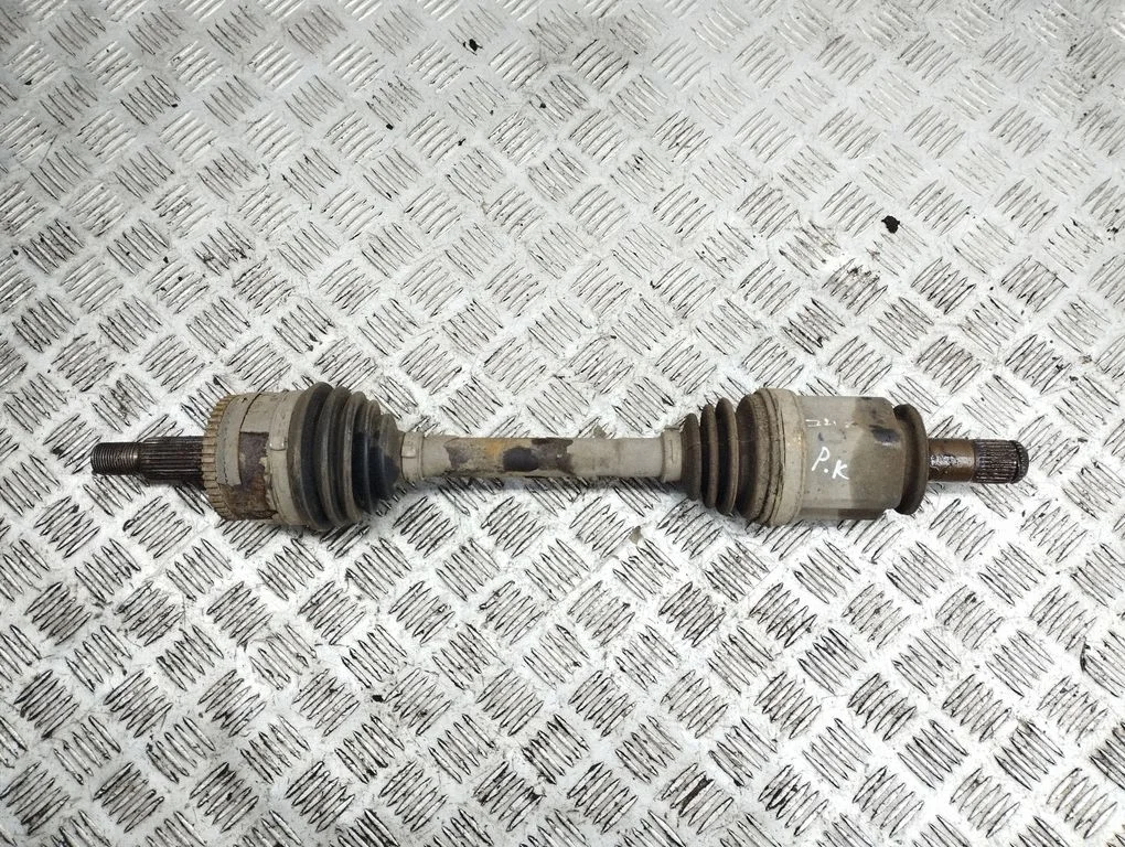 Front driveshaft – left