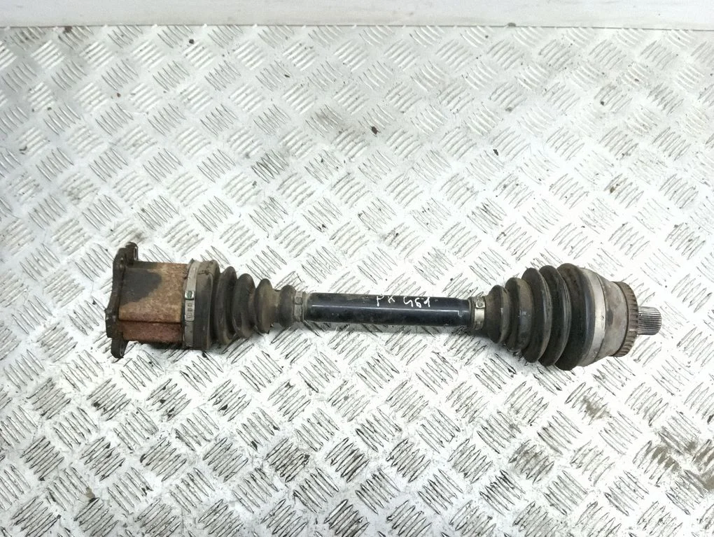 Front driveshaft 8E0407271T