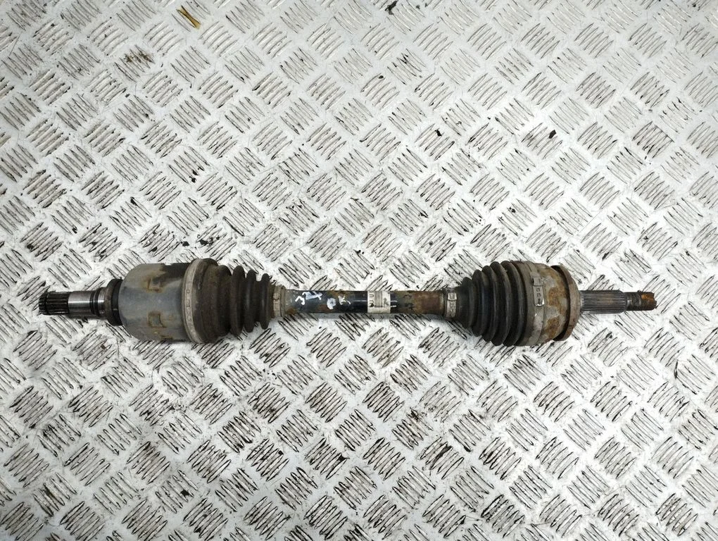 Front driveshaft – left