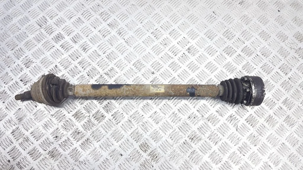 Front driveshaft 3378800