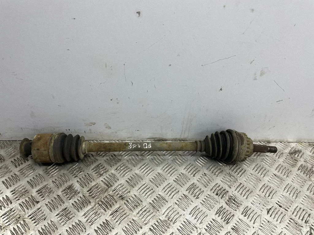 Front driveshaft – right
