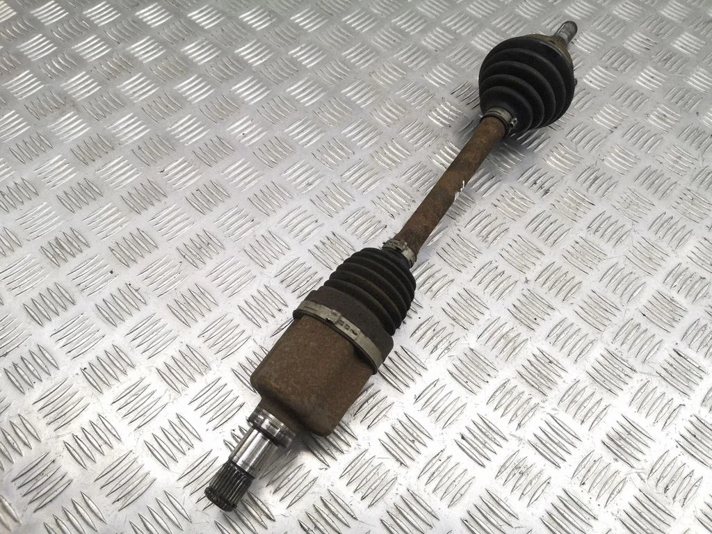 Front driveshaft – left