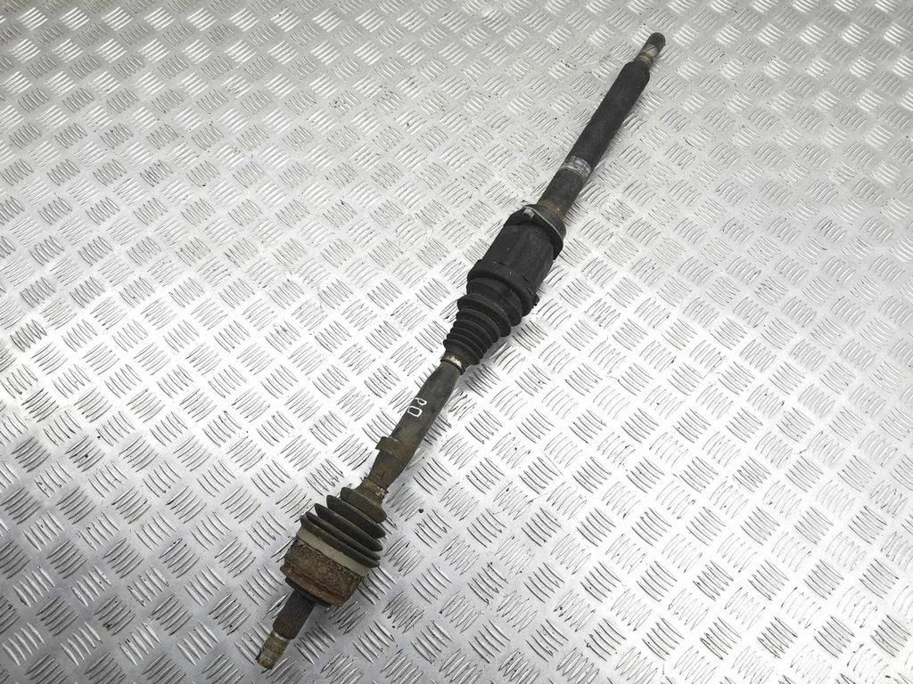 Front driveshaft – right