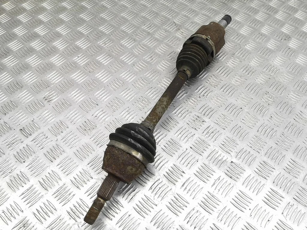 Front driveshaft – left