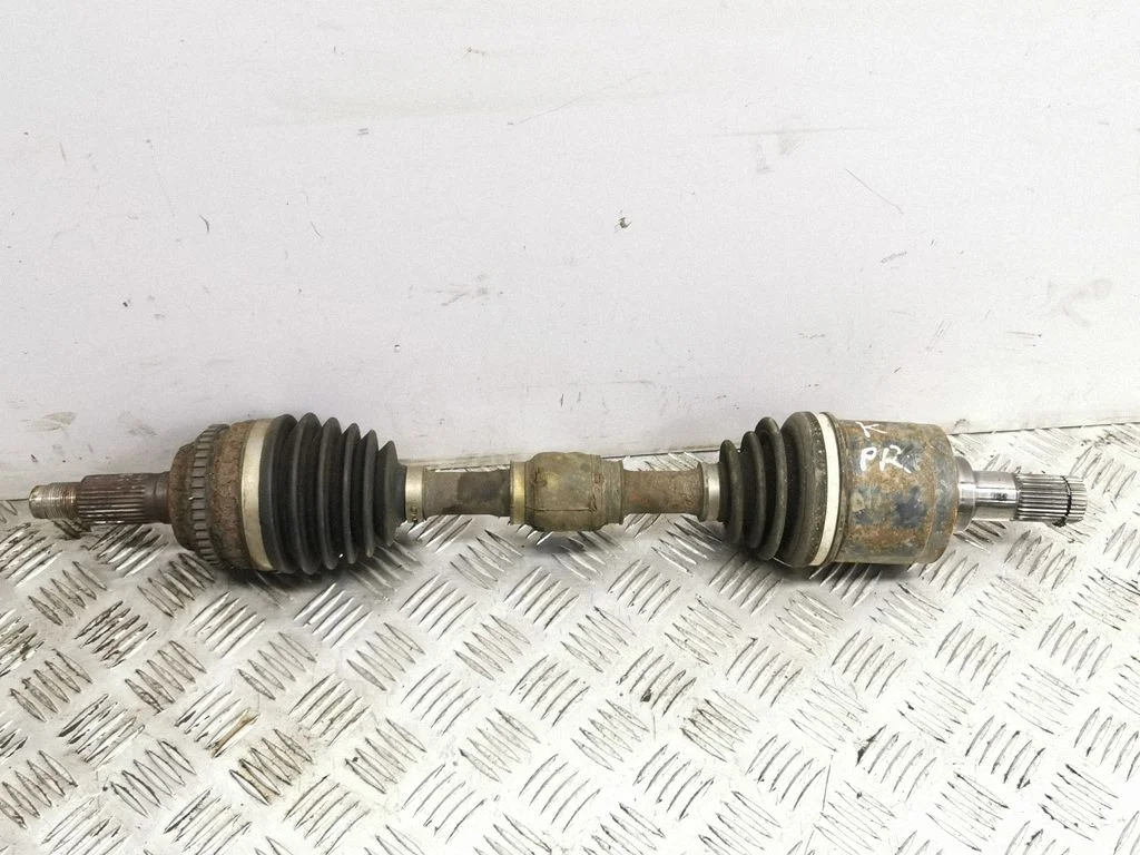 Front driveshaft – left
