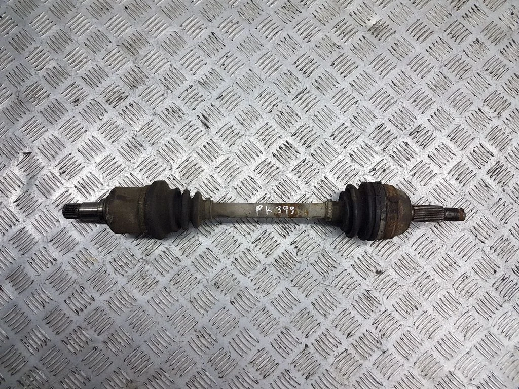 Front driveshaft – left