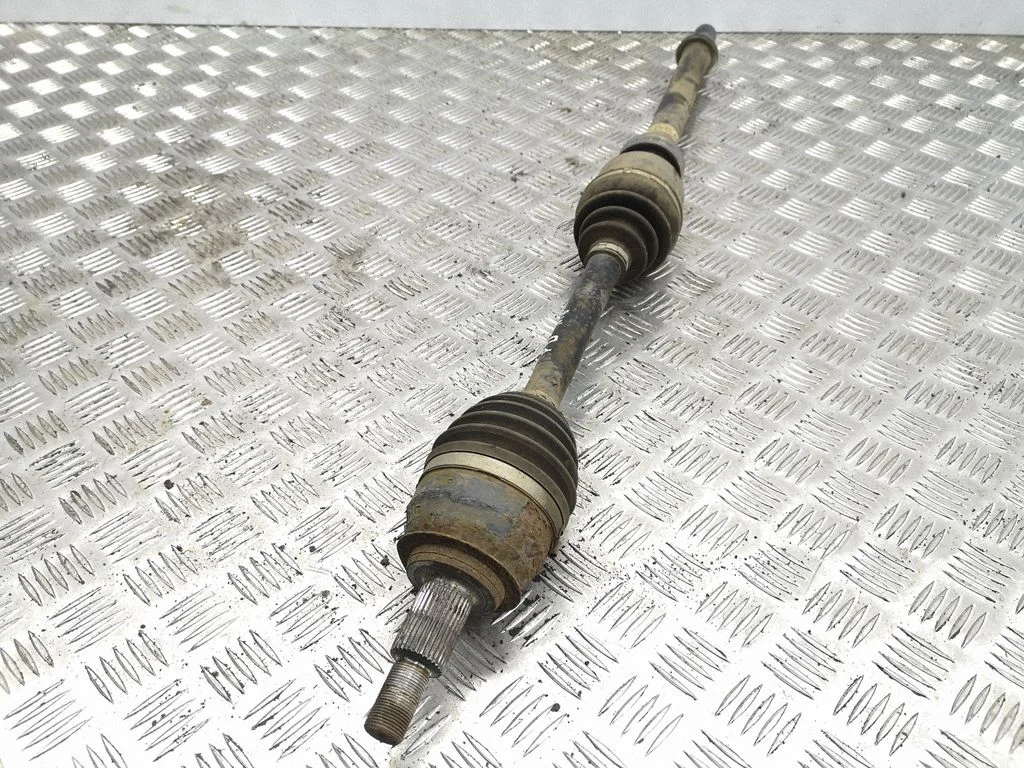 Front driveshaft – right
