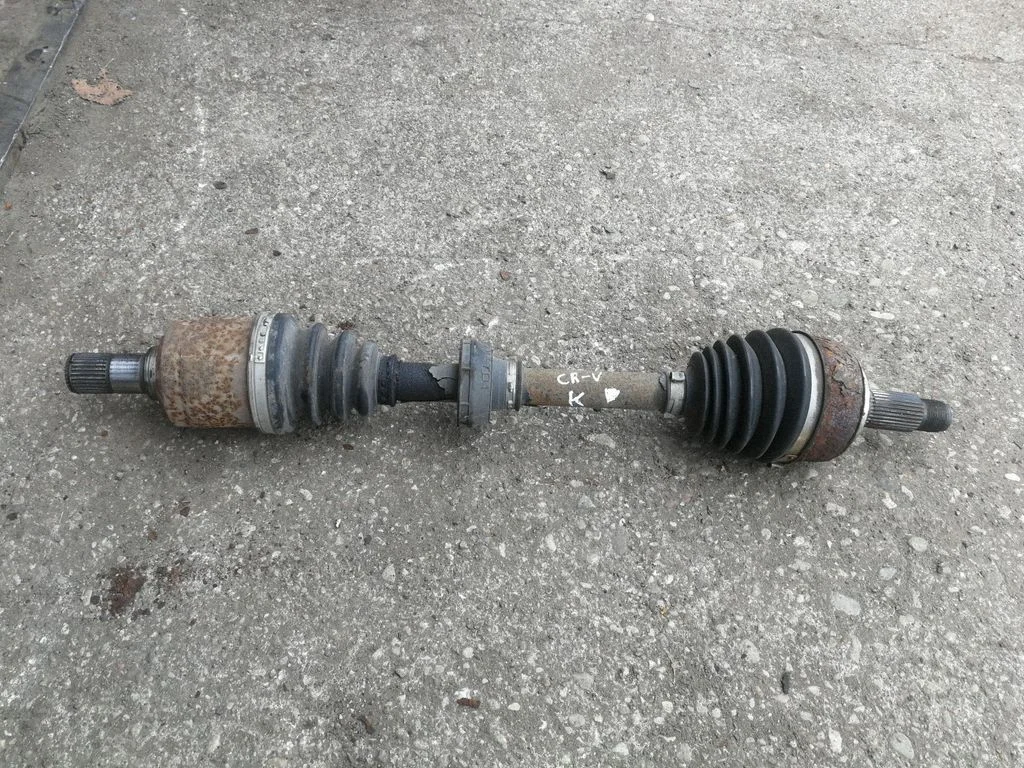 Front driveshaft – left