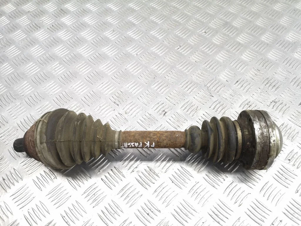 Front driveshaft – left