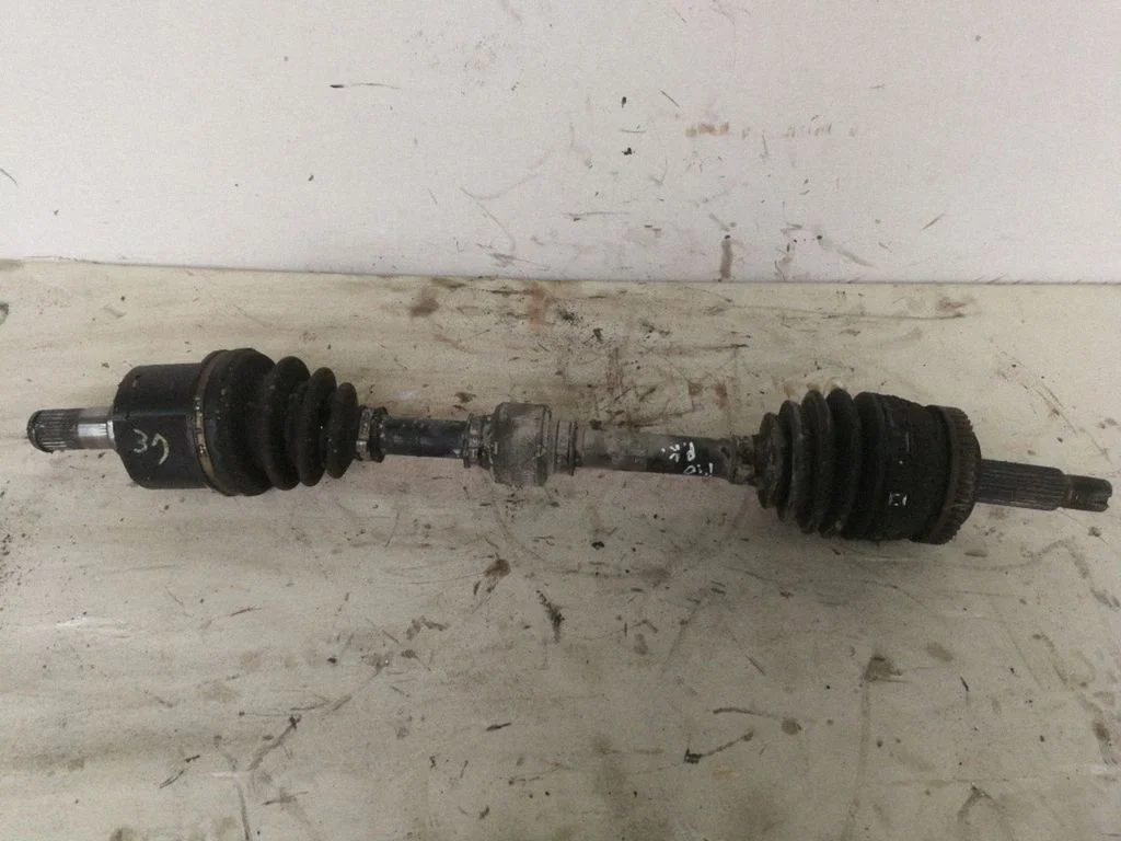 Front driveshaft 495003Z300