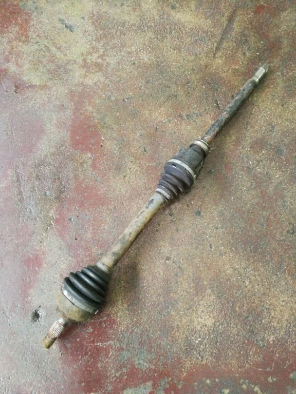 Front driveshaft – right
