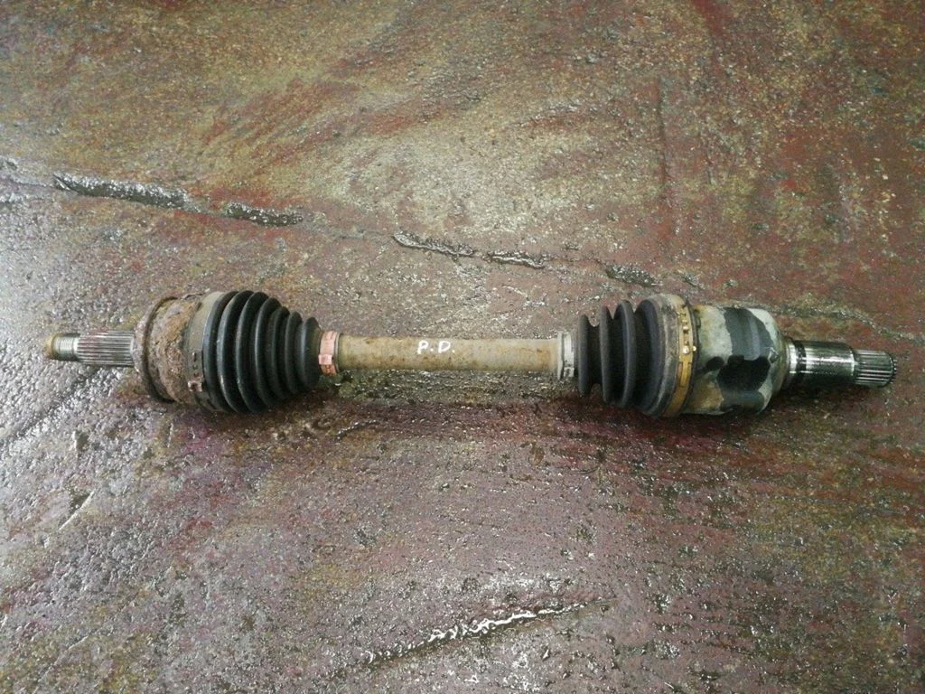 Front driveshaft – right