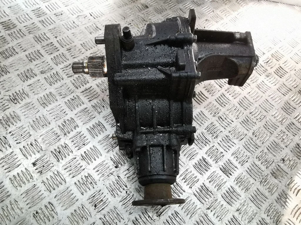 Gearbox transfer box case 070401007