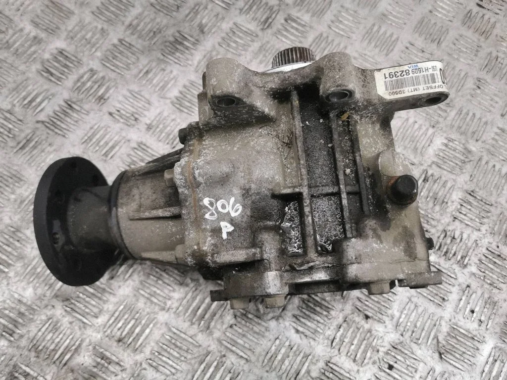 Skrzynia rozdzielcza (reduktor) H160982391