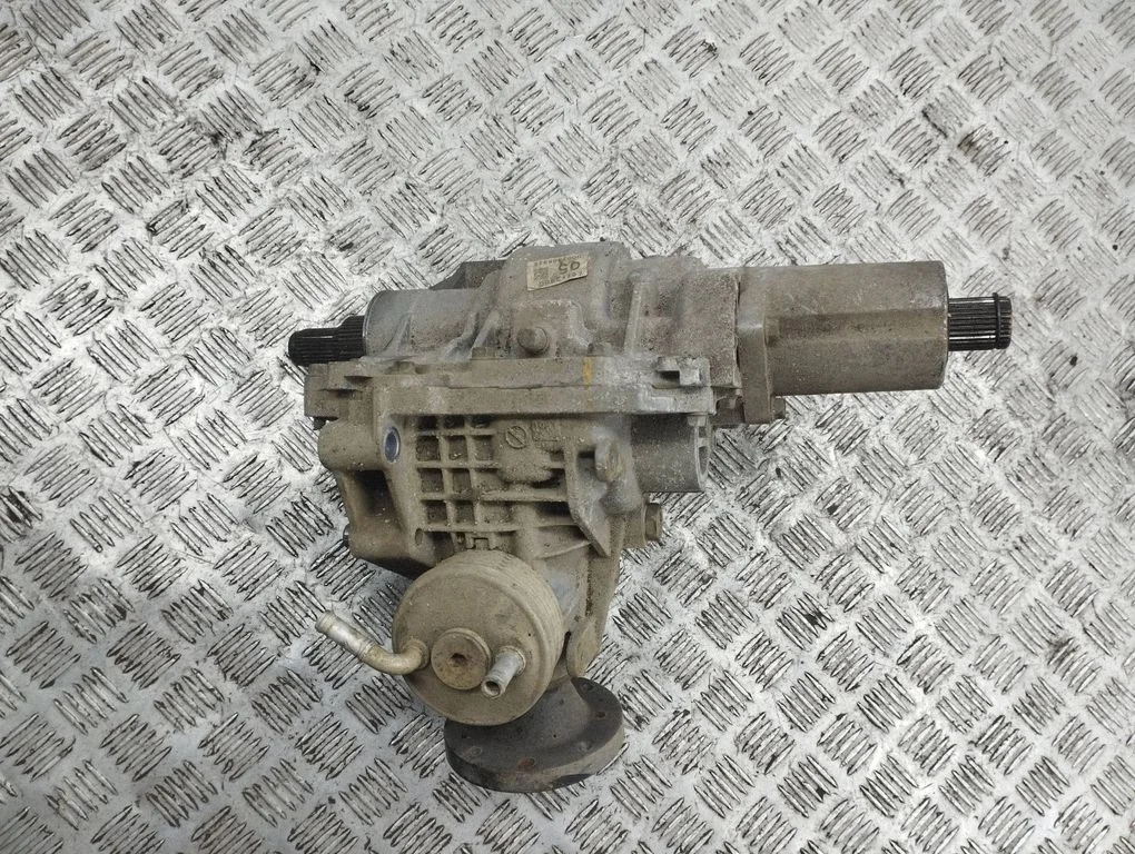 Skrzynia rozdzielcza (reduktor) D007305926