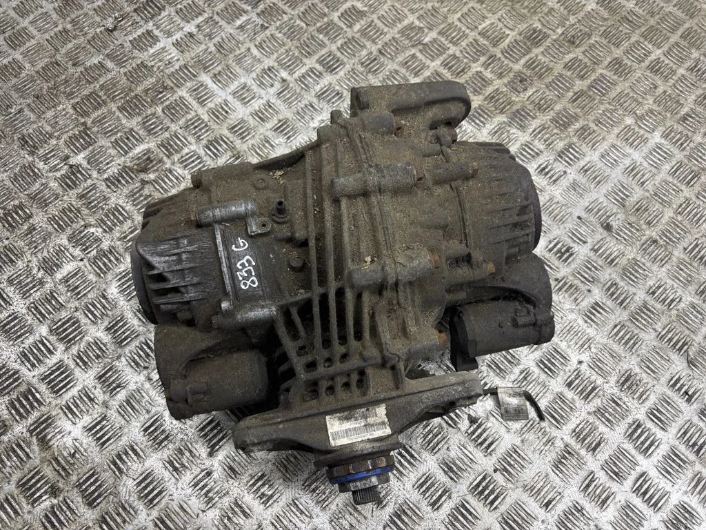 Rear differential 759526104