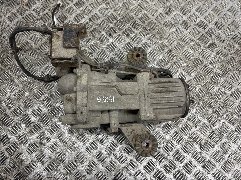 Tagumine reduktor (diferentsiaal) T01GS2459