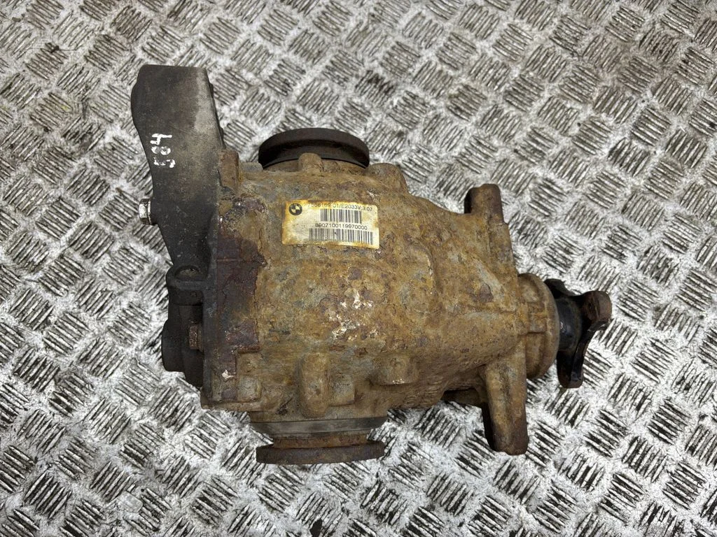 Tagumine reduktor (diferentsiaal) 7566169