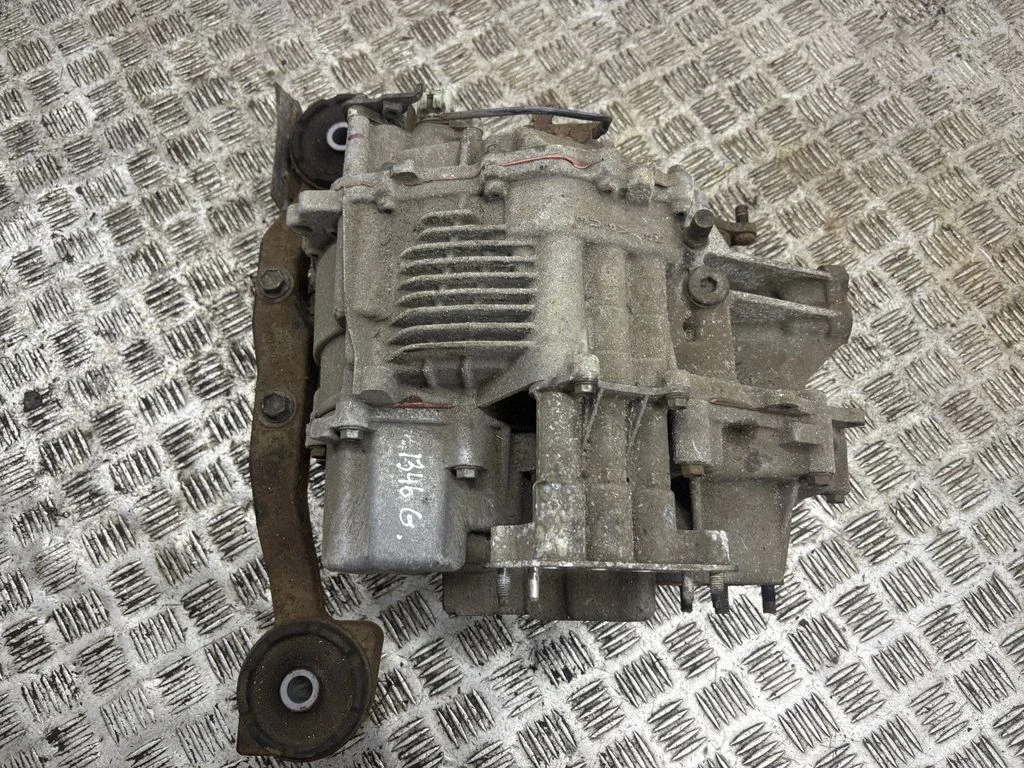 Rear differential R818Y867349