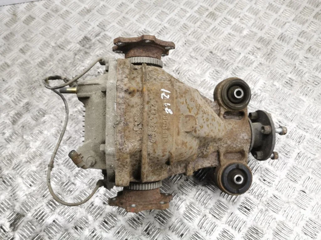 Tagumine reduktor (diferentsiaal)