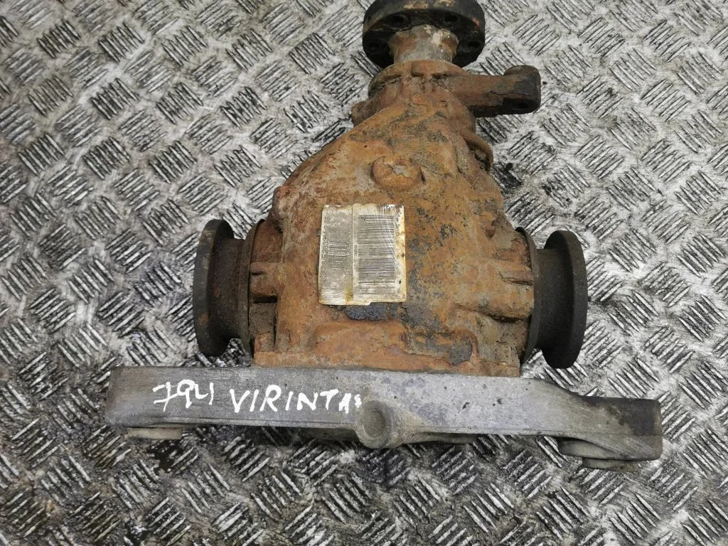 Rear differential 7502528