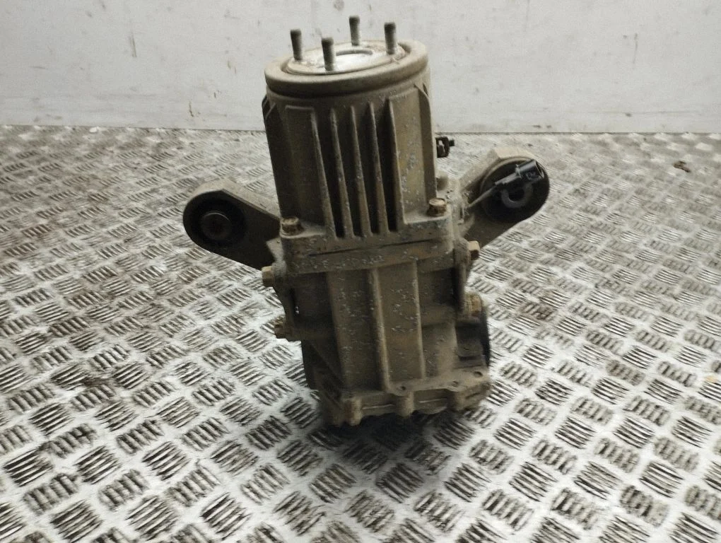 Rear differential T02GS3537