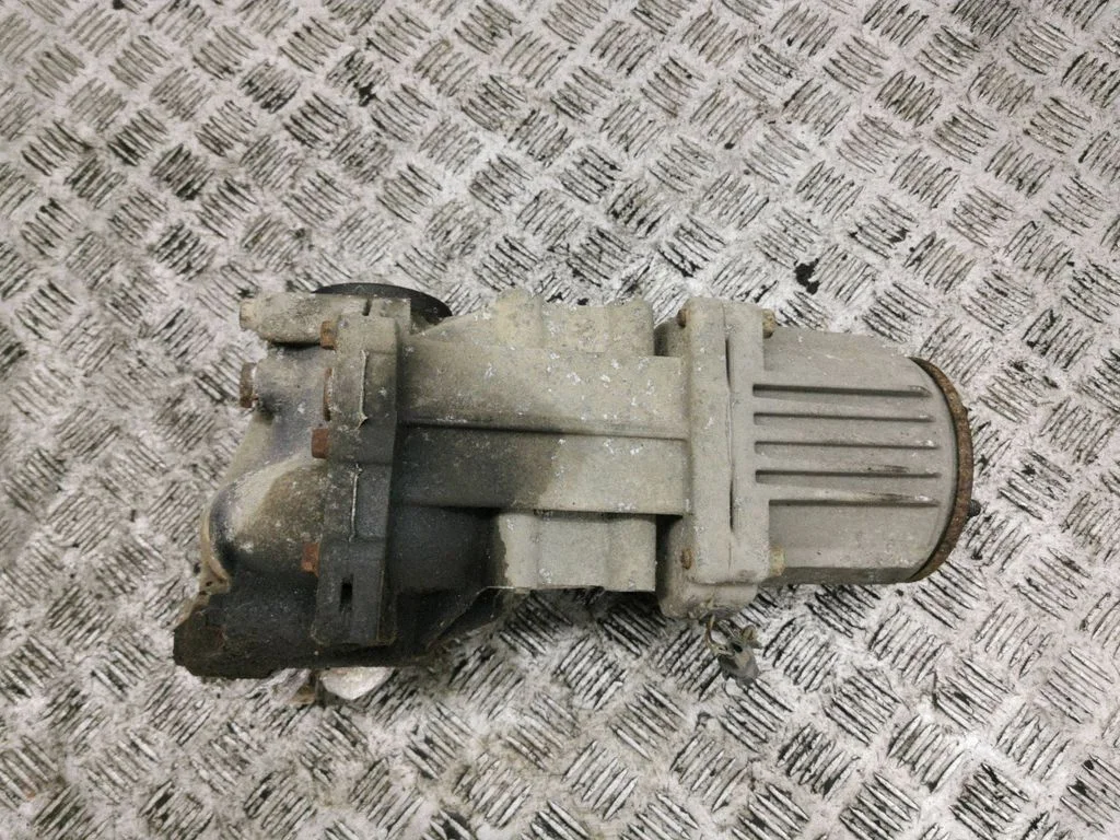 Aizmugurējais reduktors T02GS1060