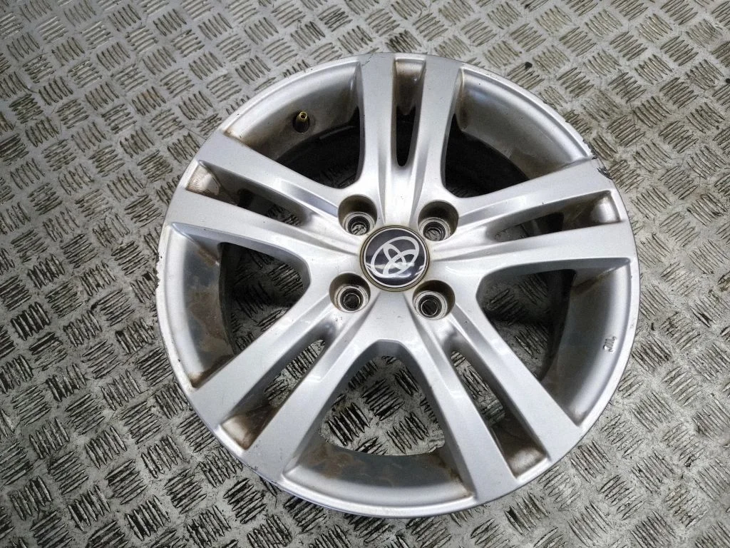 Felgi aluminiowe R15 – Toyota Matrix (E130) (2001-2008)