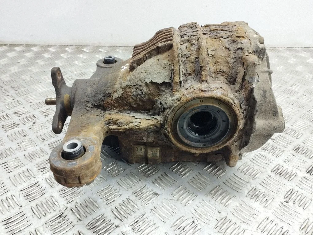 Tagumine reduktor (diferentsiaal)