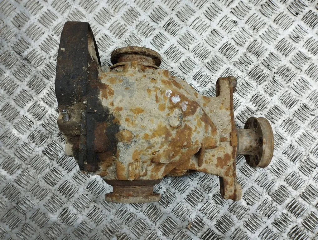 Aizmugurējais reduktors 7510659