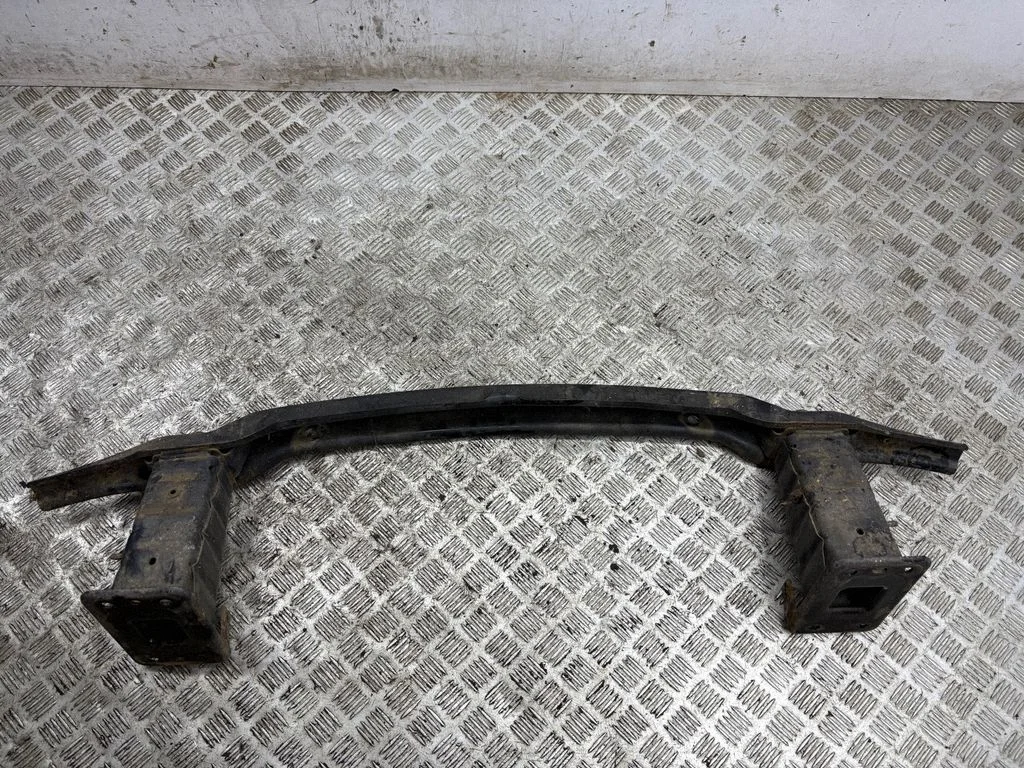 Front bumper cross member