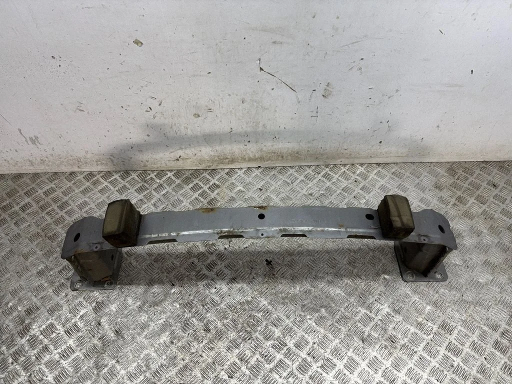 Front bumper cross member