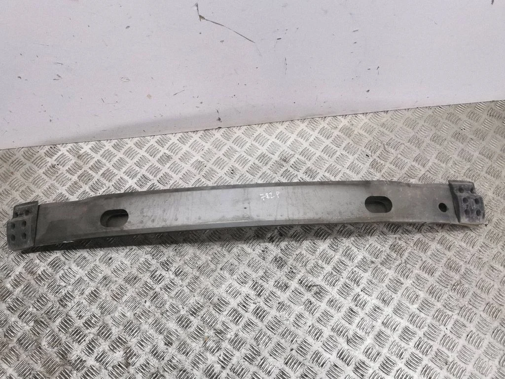 Front bumper cross member