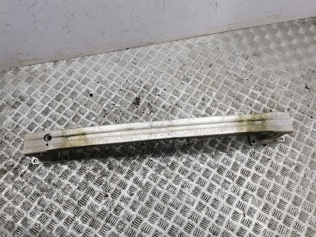 Front bumper cross member