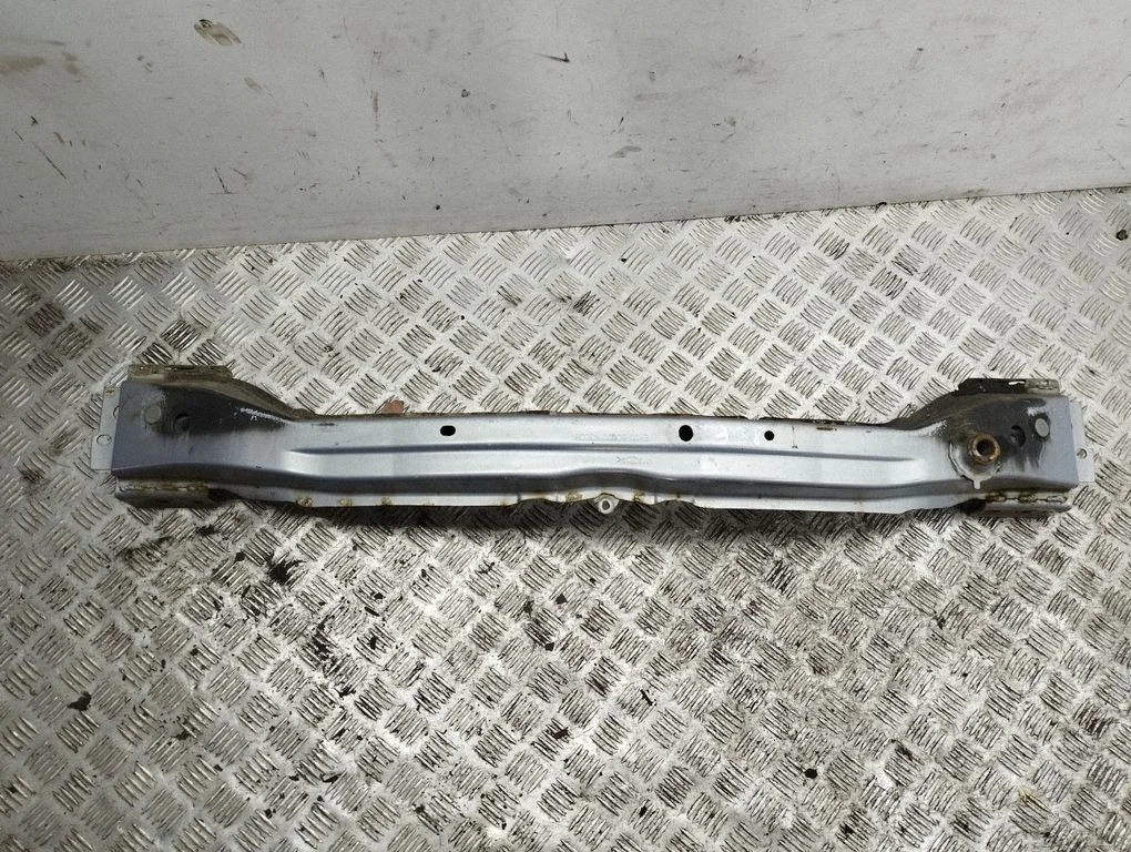 Front bumper cross member