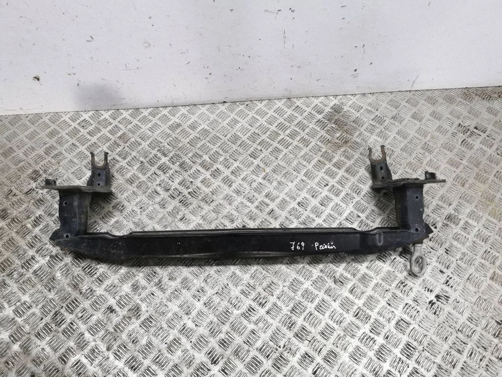 Front bumper cross member