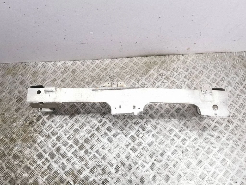 Front bumper cross member