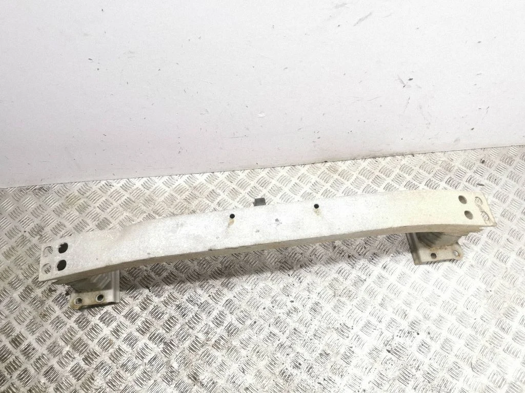 Front bumper cross member