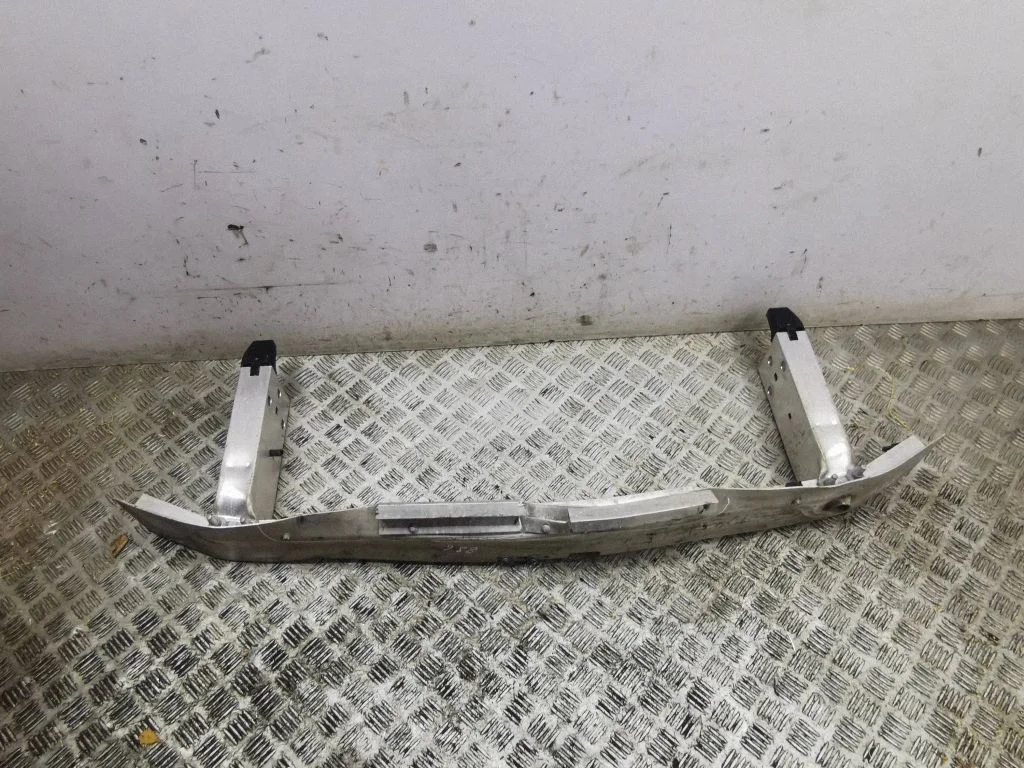 Front bumper cross member A2476203301