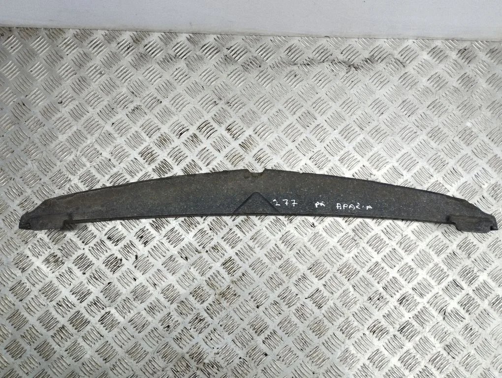 Front bumper foam support bar