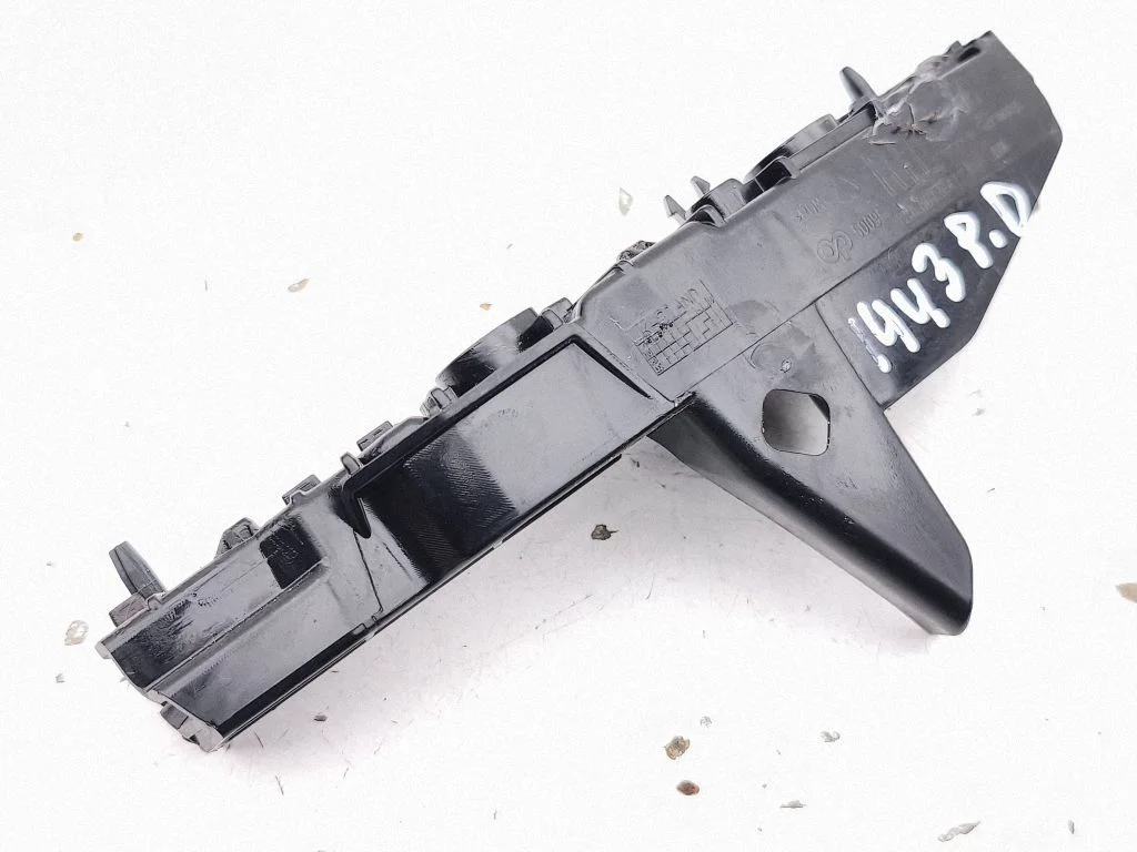 Front bumper mounting bracket 89A807184B
