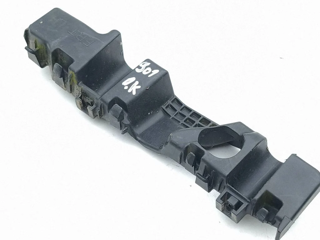 Front bumper mounting bracket 86515J9CA0