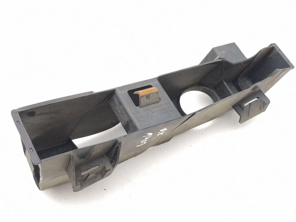 Front bumper mounting bracket 620935487R