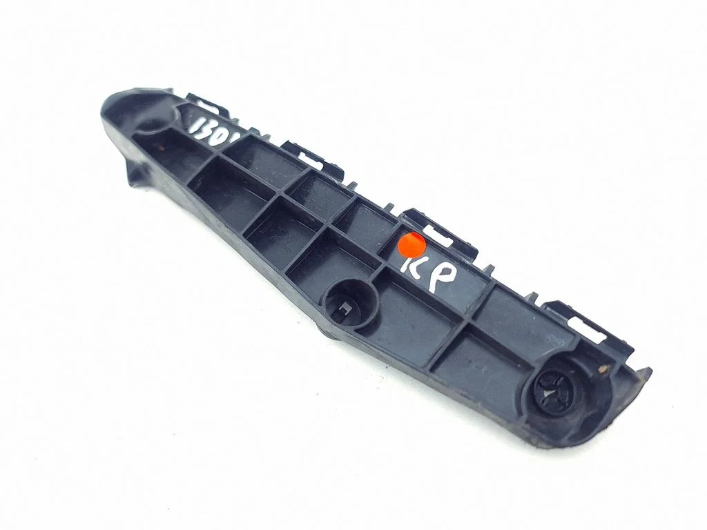 Esistange kinnitusklamber – Toyota Prius (XW50) (2015-2023)