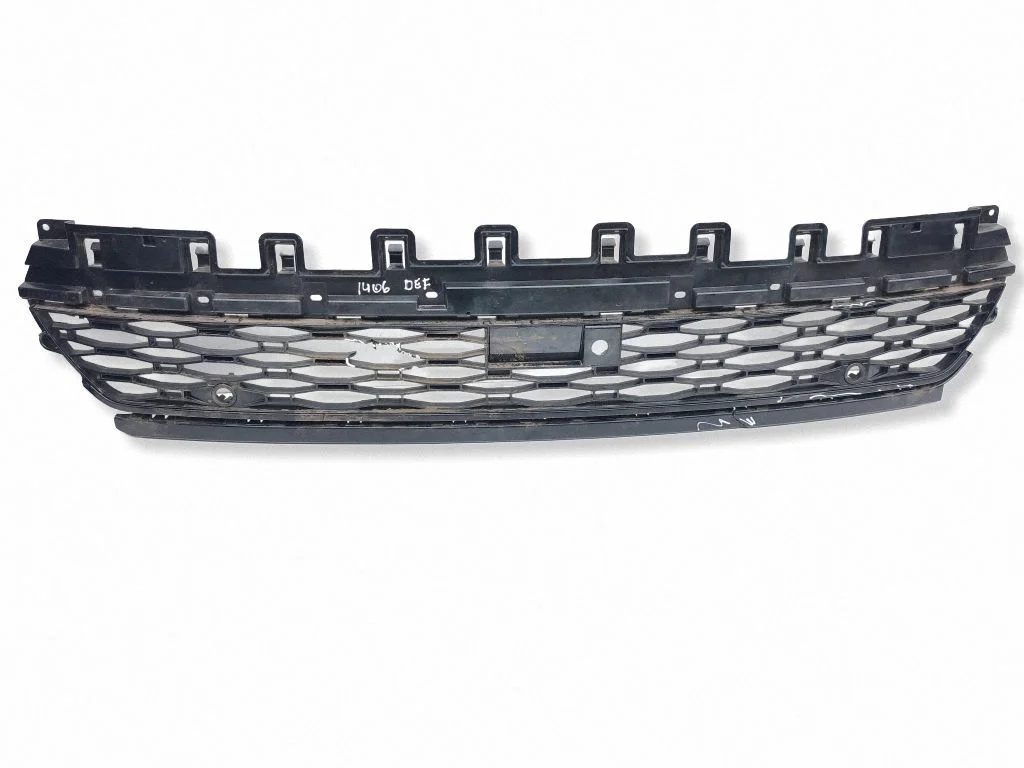Front bumper lower grill N9X28A133A