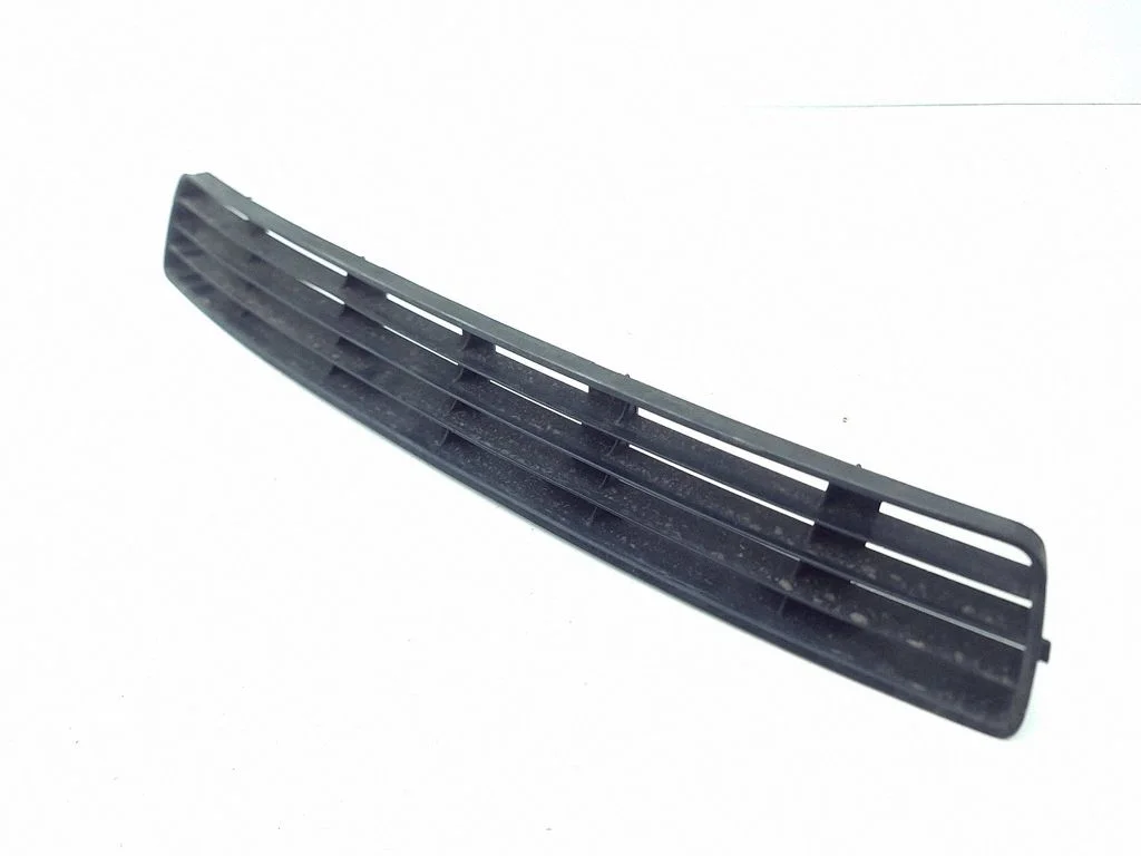 Apakšējās restes (trīs daļu) 8D0807683