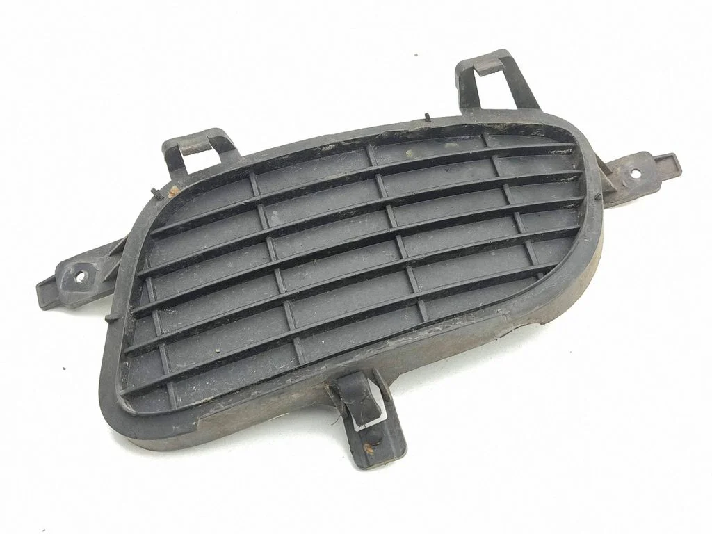 Front bumper lower grill 1698850022