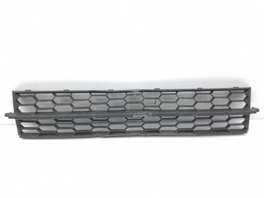 Front bumper lower grill