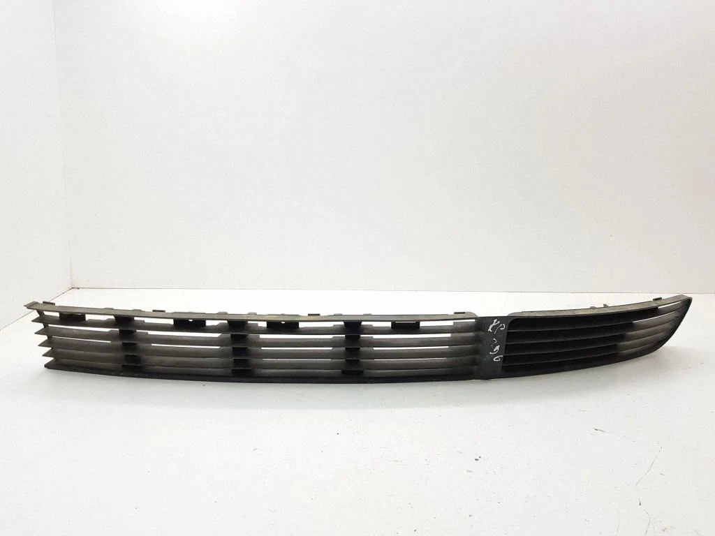 Front bumper lower grill 3B0853677A